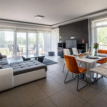 Apartment Ideal Max 6 Person Brand New Balatonfured