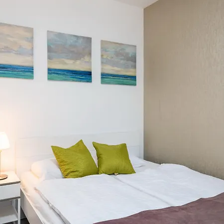 Apartment Near Eszterhazy Max 8 Person Brand New *